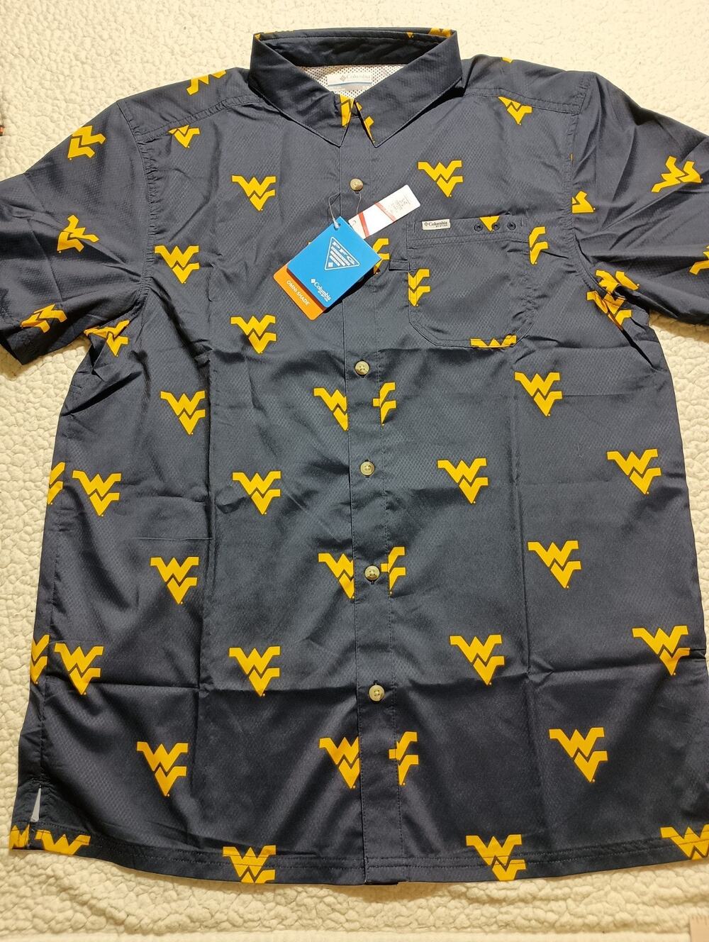 West Virginia Mountaineers Columbia PFG Slack Tide Camp Button-Up Shirt- Men's M